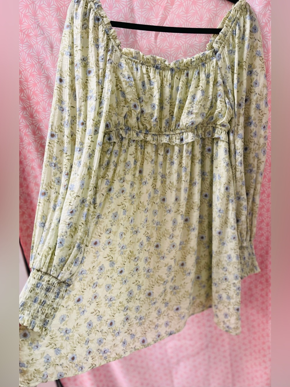 Blu Pepper Sage Green Floral Smocked Long Sleeve Mini Dress Size Large Boho